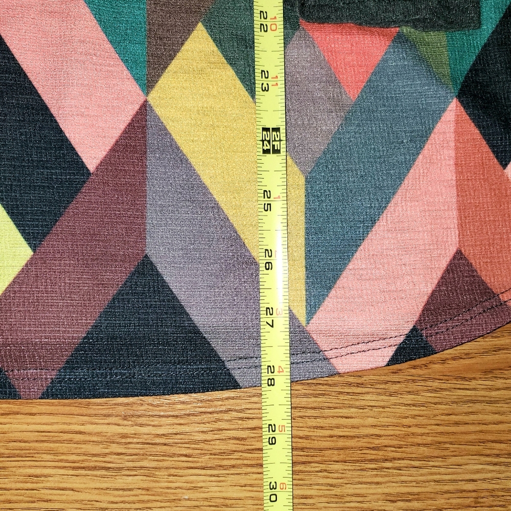 Geometric Blouse - Picture 5 of 5